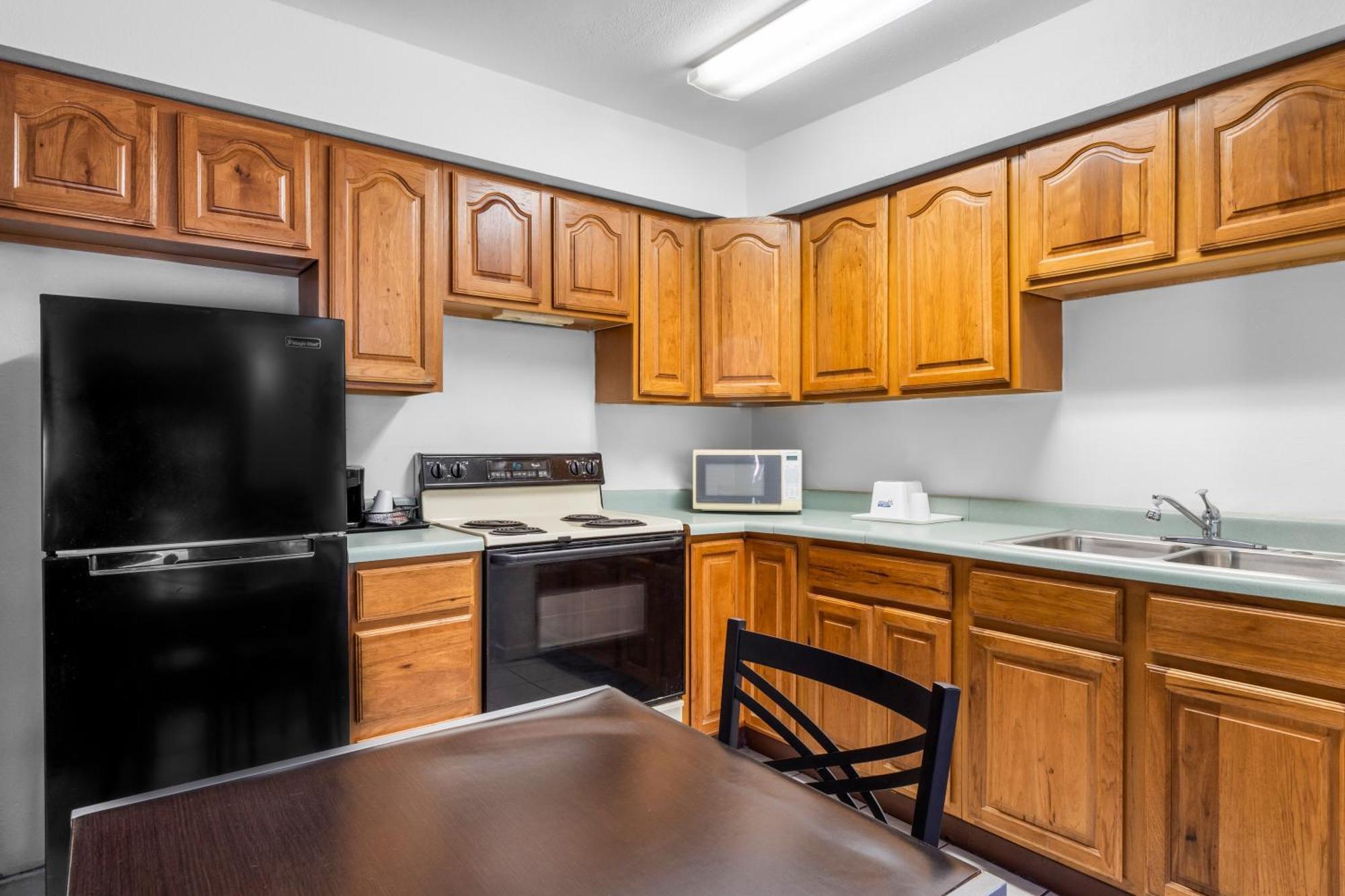 Americas Best Value Inn Jonesville/Hillsdale Экстерьер фото