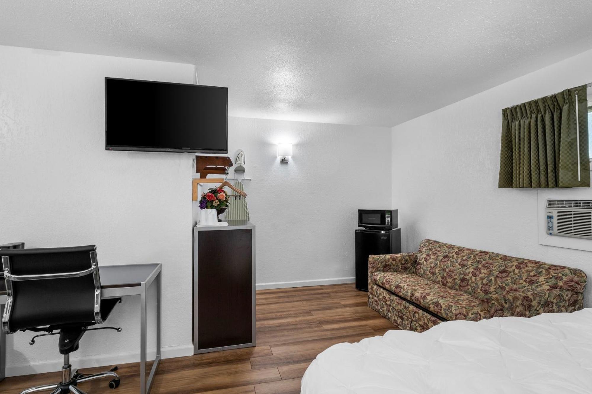Americas Best Value Inn Jonesville/Hillsdale Экстерьер фото