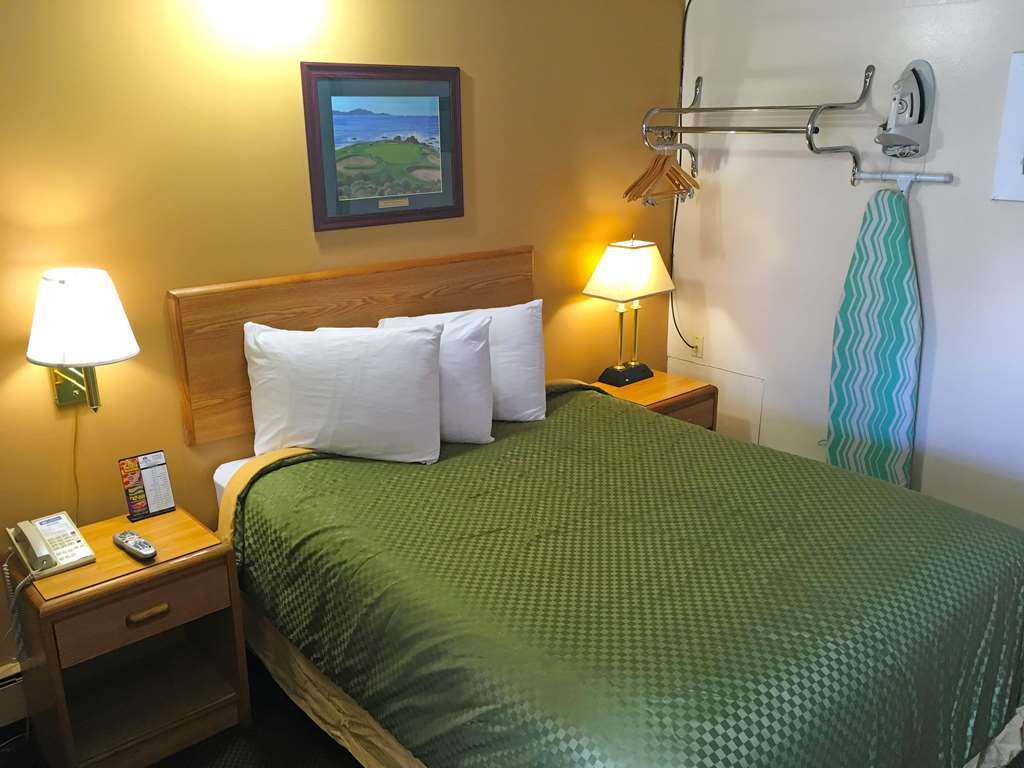Americas Best Value Inn Jonesville/Hillsdale Номер фото
