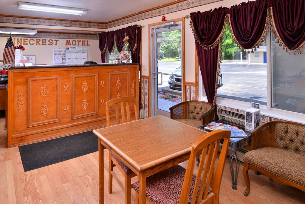 Americas Best Value Inn Jonesville/Hillsdale Интерьер фото